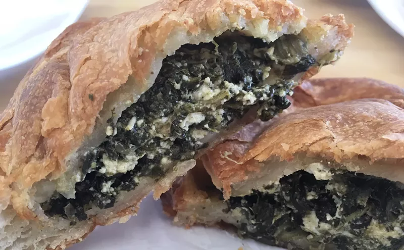 Image: $10 Lunch: Adorable Hand Pies at Squarz Bakery in Tempe