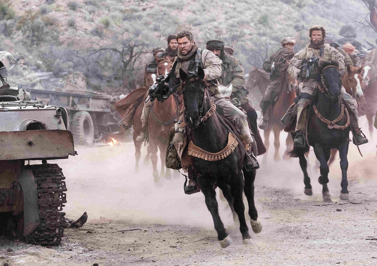 In Nicolai Fuglsig’s 12 Strong, Chris Hemsworth rides on horseback to lead a squad sent into northern Afghanistan weeks after September 11, 2001, to take the city of Mazar-i-Sharif.