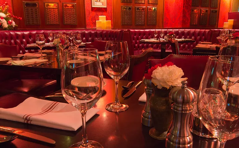 Image: 5 Classic Phoenix Restaurants to Take an Out-of-Towner