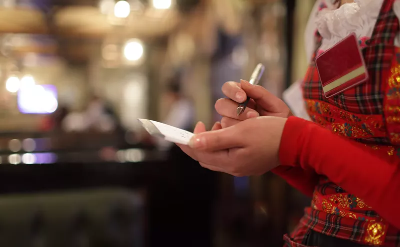 Image: 8 Things Your Server Wants You to Quit Doing Right Now