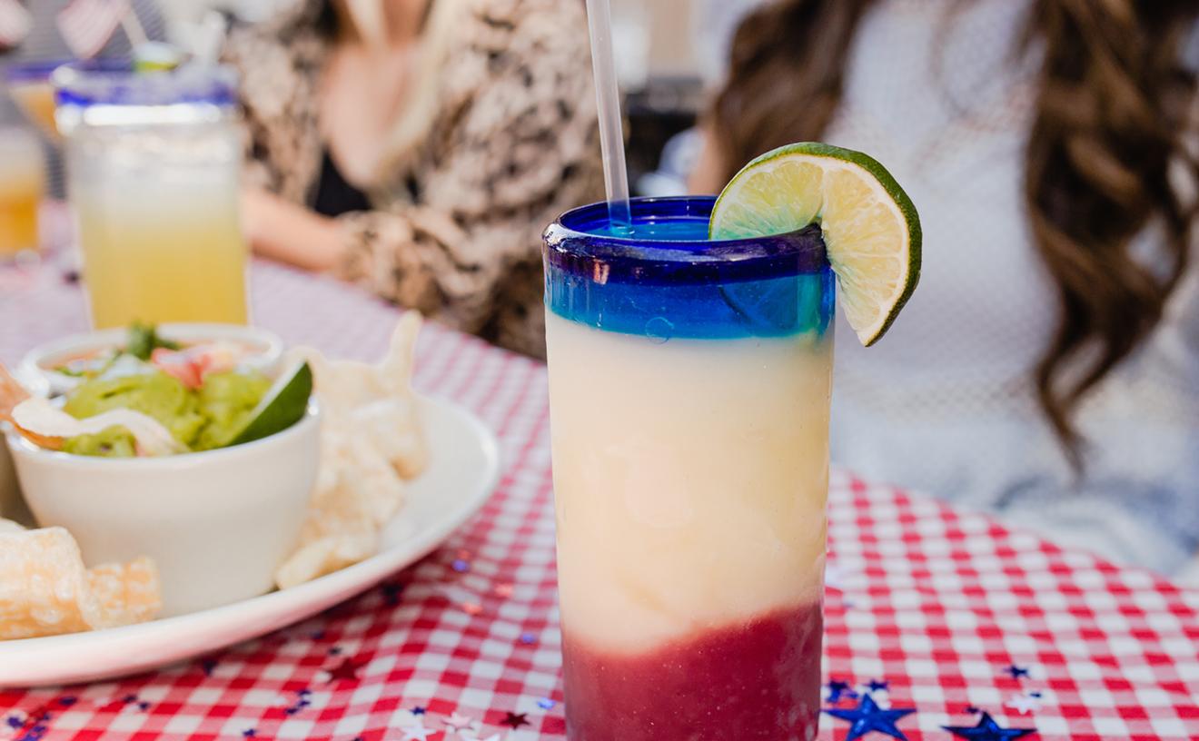 A Dirty Dozen Dining and Drinking Deals for Memorial Day in Phoenix