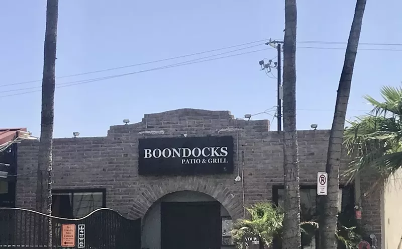 Image: A Former Bartender Is Suing Scottsdale's Boondocks Patio & Grill