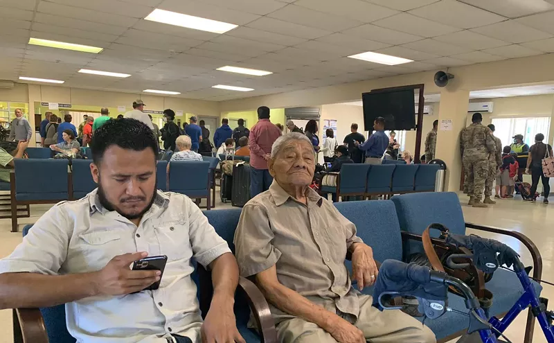 Image: A Phoenix Veteran and Her Family Were Among the Americans Stranded in Honduras