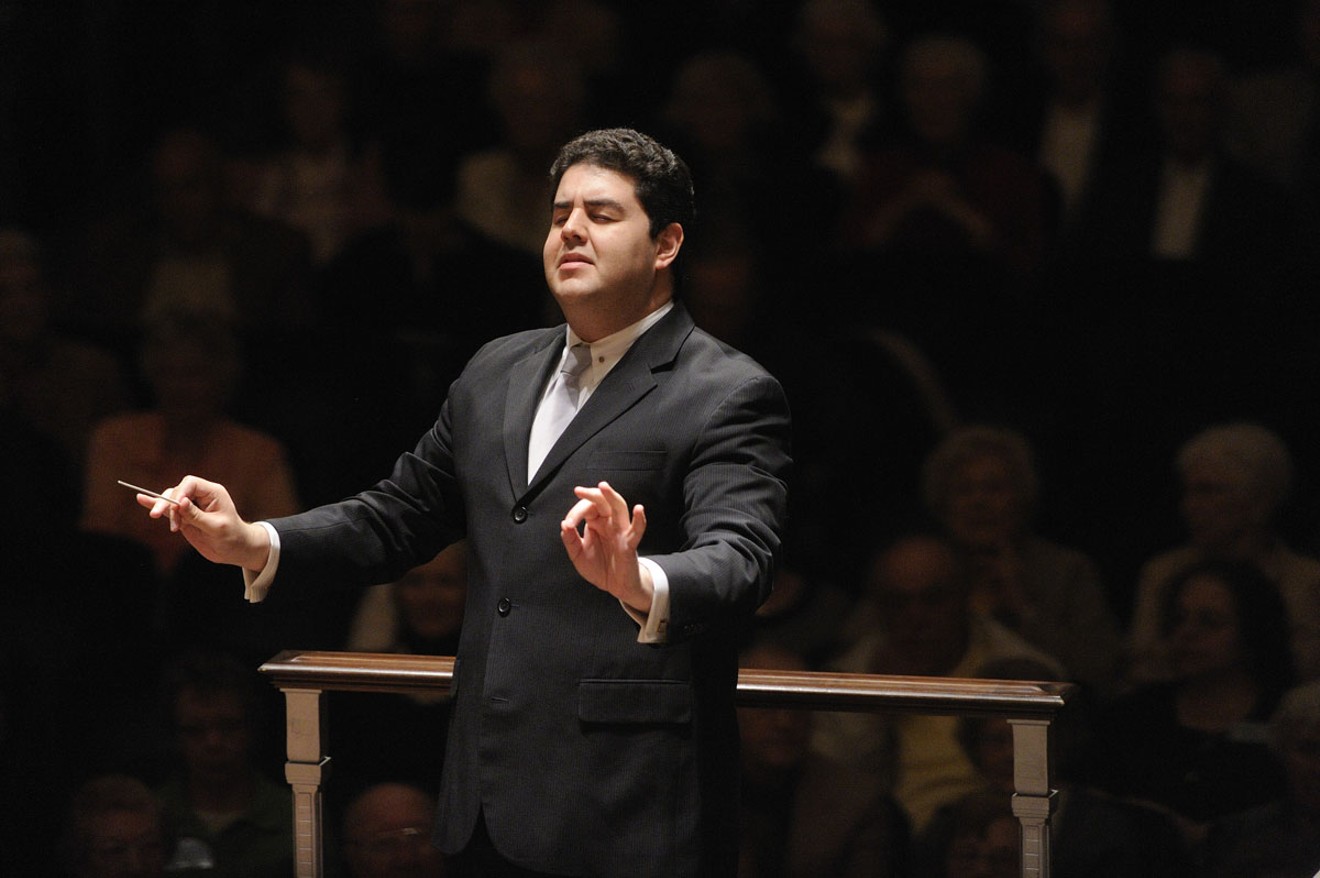 Tito Muñoz will conduct Beethoven's Ninth Symphony again this weekend.