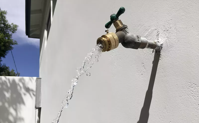 Image: 'Just Leave Everybody's Water on Until This Is Over. Please!'