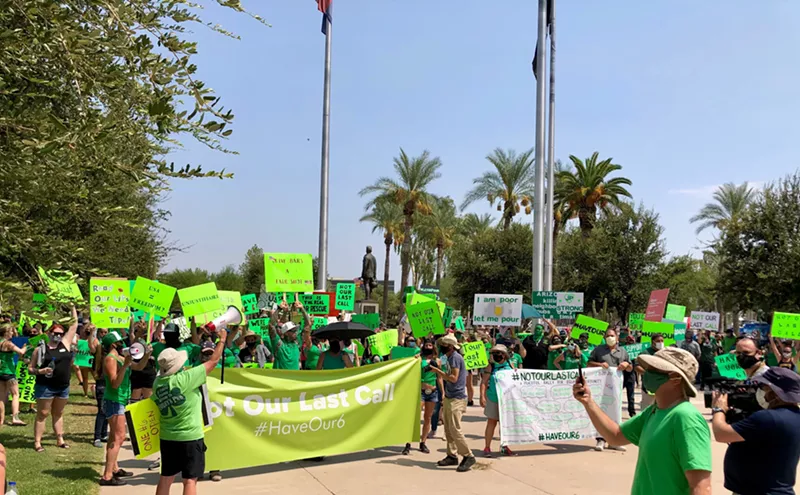 Image: Arizona Bars Will Hold a Second Rally Today at the Capitol