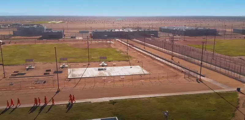 Image: The Arizona Department of Corrections is forcing prisoners on halal and kosher diets to go vegan.