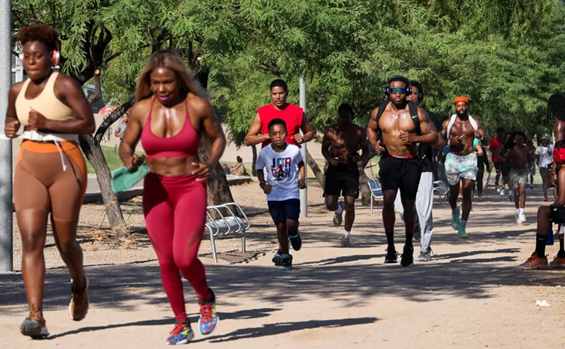 Image: BLK Arizona Run Club builds community in Phoenix, one step at a time