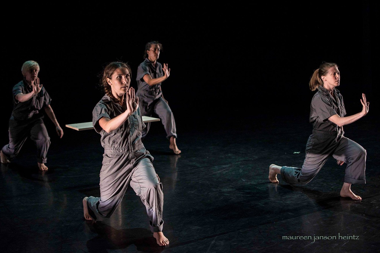 Previous performance of Li Chiao-Ping's Between Here and There.