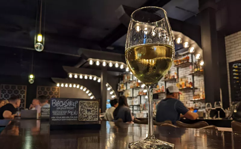Image: Savor a Glass of Wine at These Valley Taprooms
