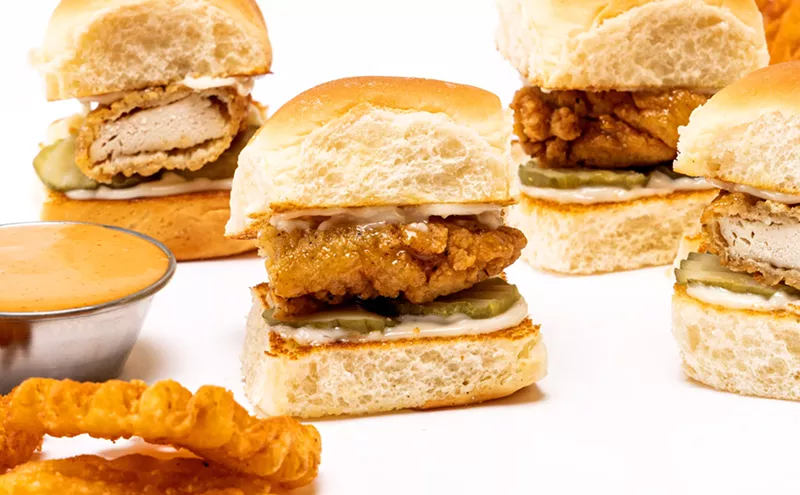 Image: Celebrity-Endorsed Chicken Restaurants Land in Phoenix