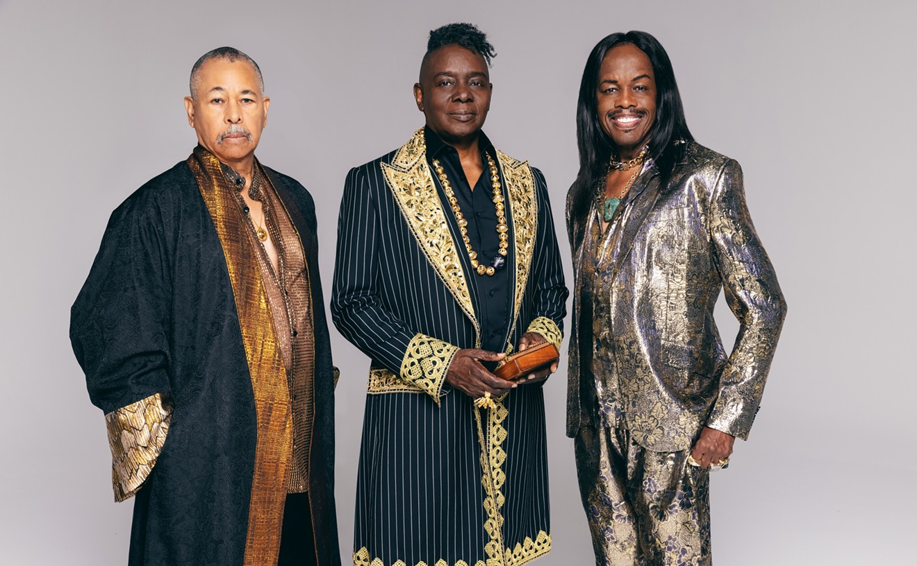 Chicago and Earth, Wind &amp; Fire are an unlikely heavenly pairing