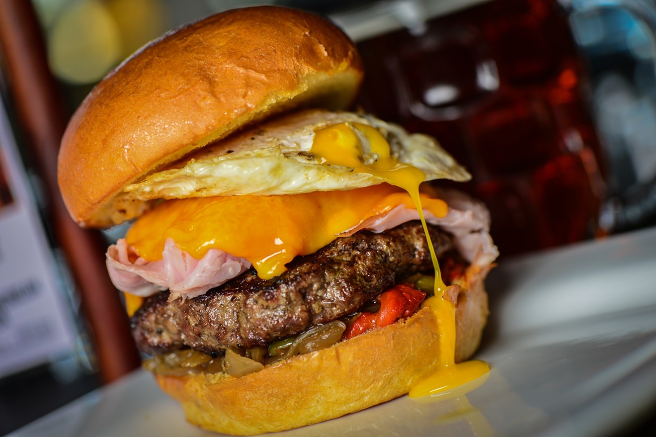 Cold Beer & Cheeseburgers is bringing its award-winning burgers to the blooming Seventh Street restaurant district in central Phoenix.