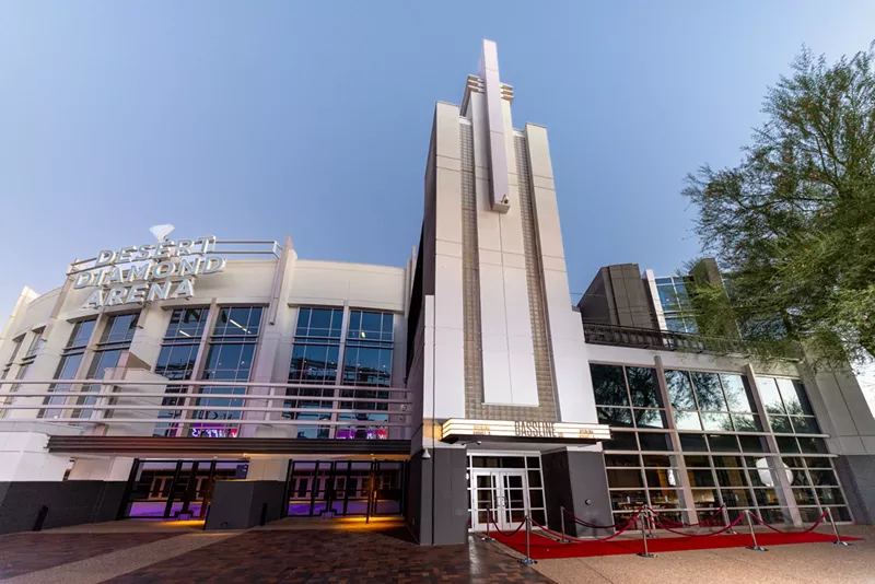 Image: Glendale's Desert Diamond Arena.