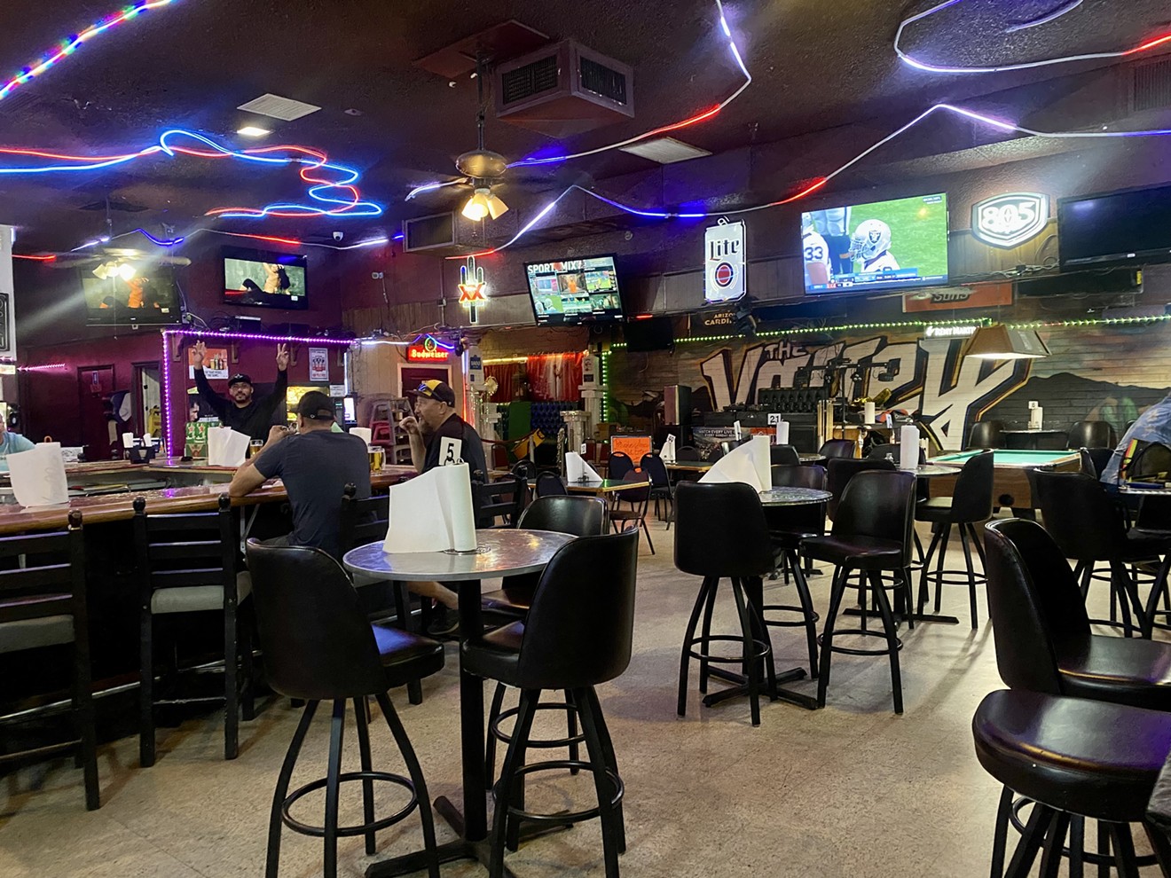 The Purple Turtle, a popular American tavern in Maryvale, is open until 2 a.m. daily.