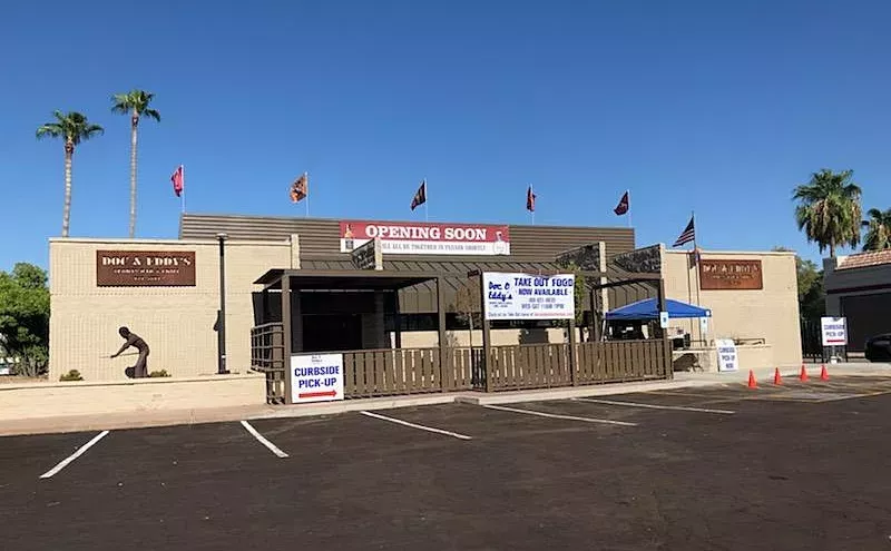 Image: Doc &amp; Eddy's in Tempe Reopens for Curbside Service Only