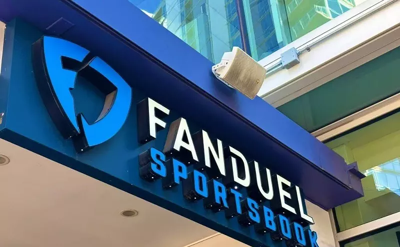 Image: Preference for online gambling closes FanDuel Sportsbook at PHX Arena