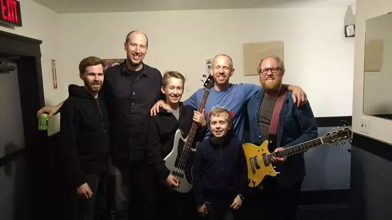 Image: Minibosses play at AZ Record Label Fest