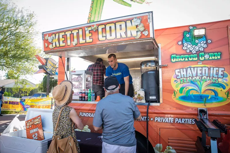 Image: Ducey permits food trucks at eight Arizona rest areas.