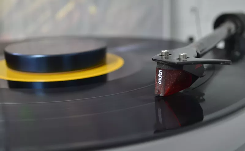 Image: For the Record(s): There's No Shame in Owning a Crosley