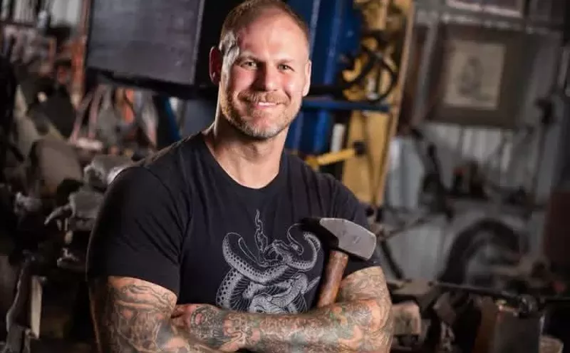 Image: From using knives to making them: How one Valley chef became a bladesmith