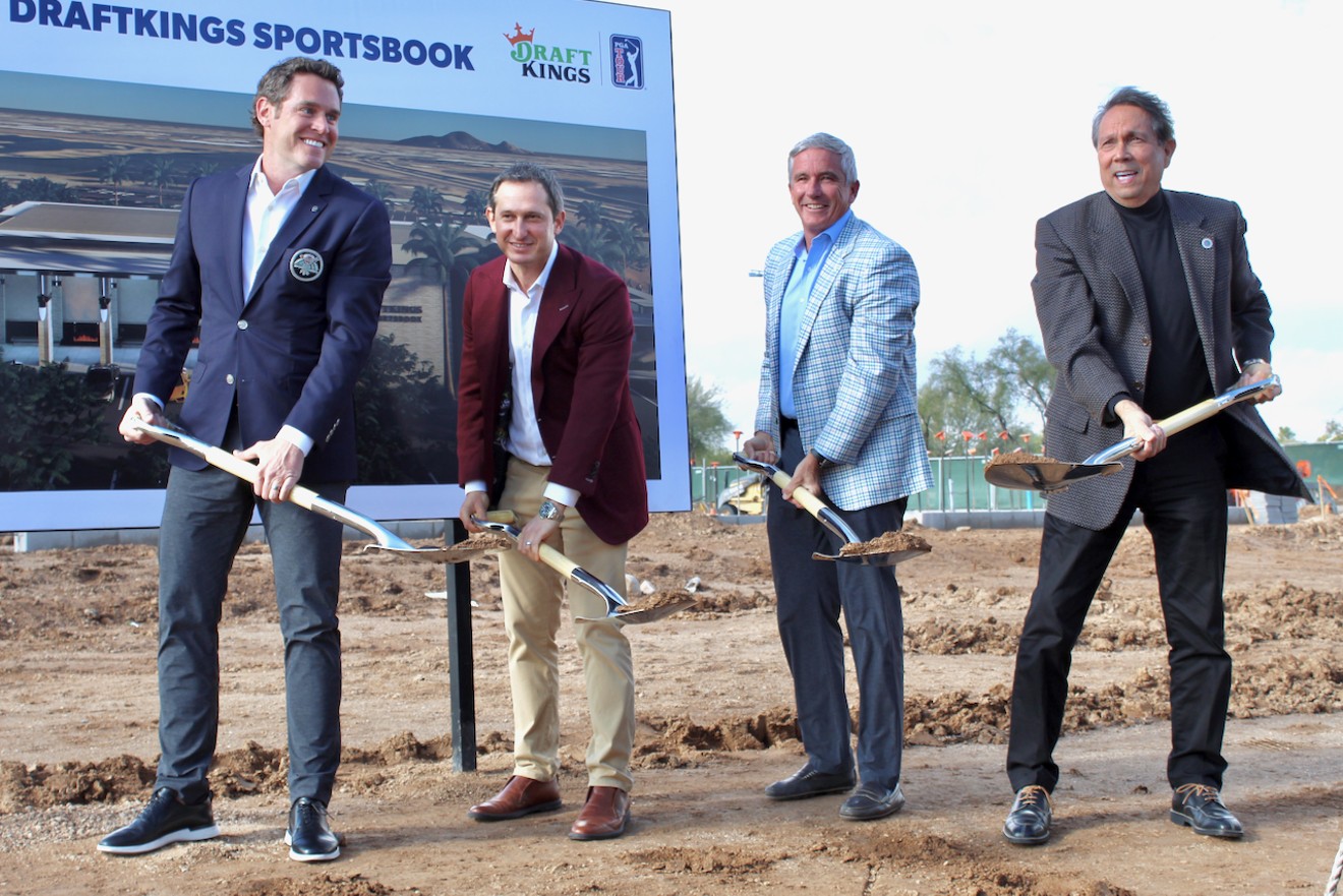 Michael Golding (left), tournament chair for the WM Phoenix Open, joined DraftKings CEO Jason Robins, PGA Tour Commissioner Jay Monahan, and Scottsdale Mayor David Ortega on December 5 to break ground on a retail sportsbook in Scottsdale.