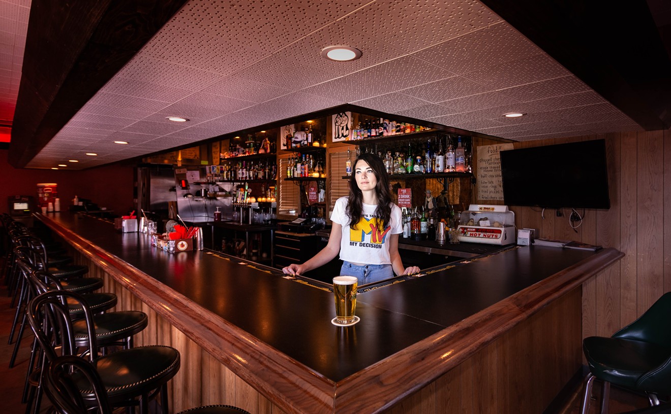 Gracies Tax Bar Your complete guide to the 100 best bars in metro Phoenix pic