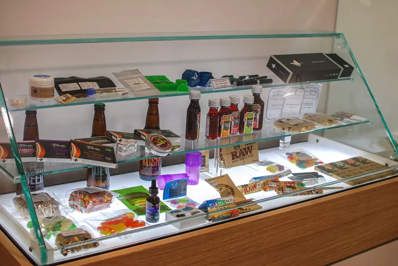 Image: Many products sold at Arizona medical-marijuana dispensaries, like vape pens, dabbable shatter and wax, and infused drinks, syrups, edibles, and tinctures, are made with cannabis resin.