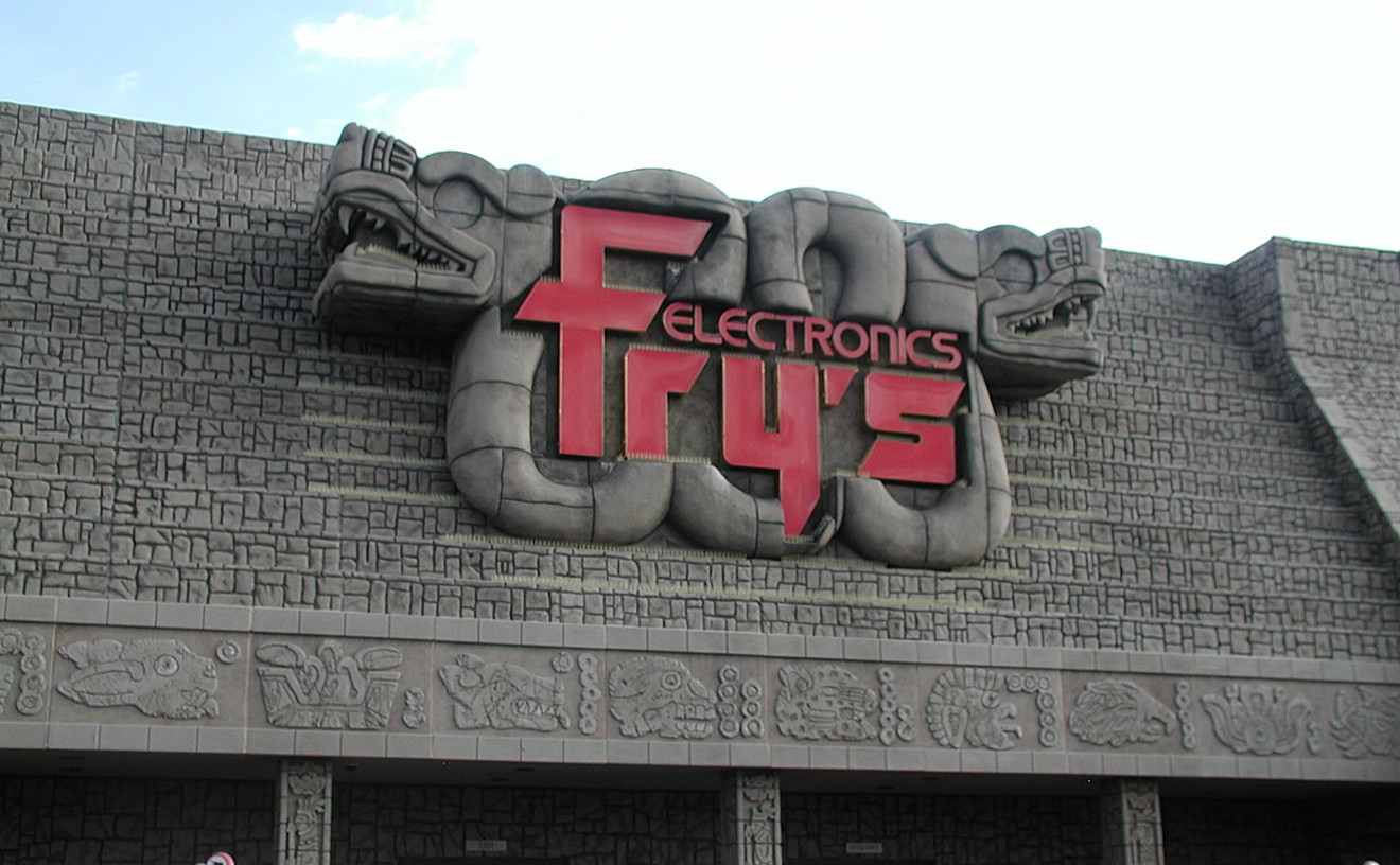 Here’s what’s happening to the Fry’s Electronics store in Phoenix