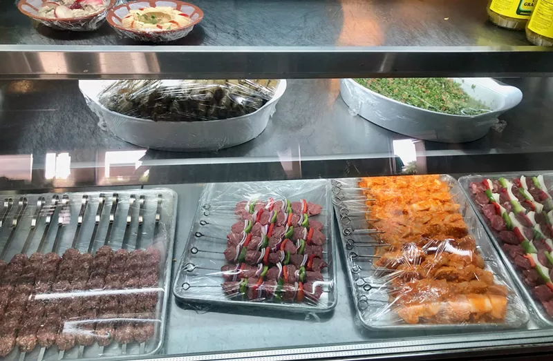 Image: Zeta's Grill promises never-frozen hot and cold entrees, and a lot more.