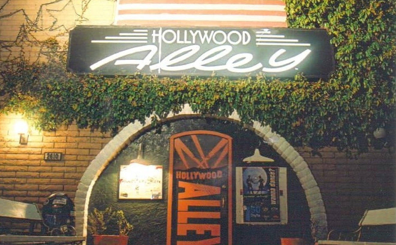 Hollywood Alley: A look back at Mesa’s ‘ultra-chic pissant hip dive bar’