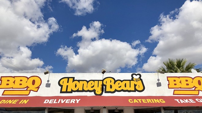 Honey Bear's Bar-B-Q