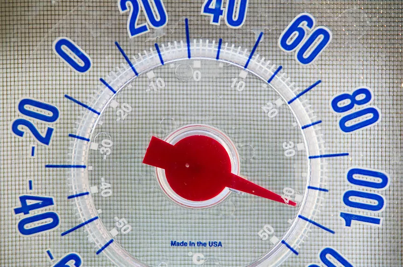 Image: How hot is too hot to cut off power to people's homes?