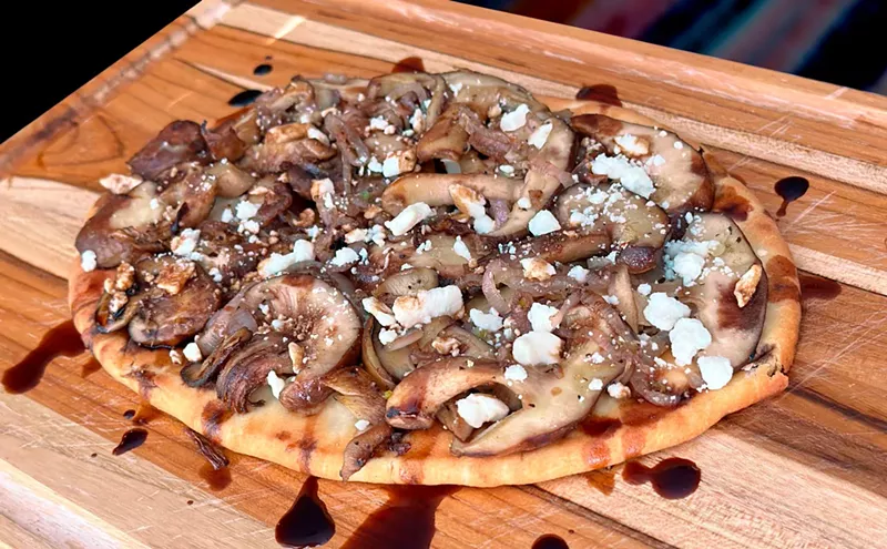 Image: Recipe: Gourmet Mushroom Flatbread