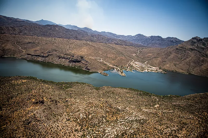 Image: The Woodbury Fire burns just south of Apache Lake on the Salt River, on June 28, 2019.