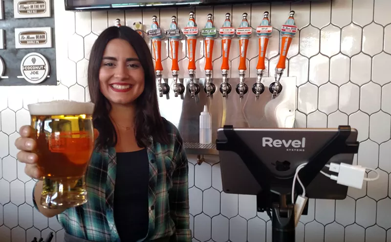 Image: Huss Brewing Company Opens New Location in Uptown Plaza