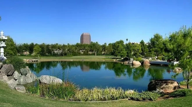 Image: Japanese Friendship Garden of Phoenix/Ro Ho En