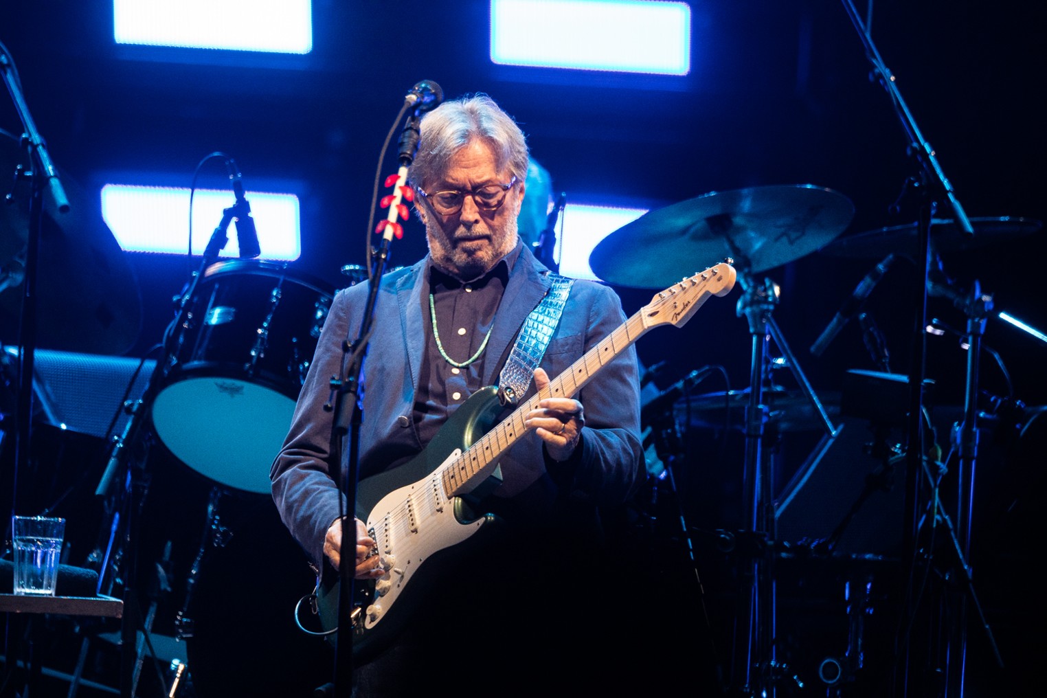 Guitar Hero Eric Clapton Shines in Phoenix | Phoenix New Times