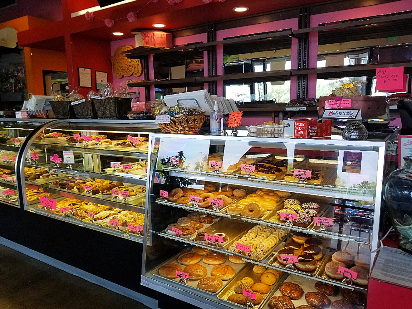 Karl's Quality Bakery, operated by the friendly, multi-generational Boerner family, has been a staple in north-central Phoenix since the early 1990s.