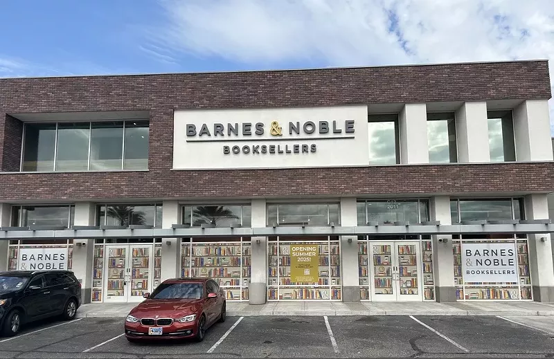 Image: The new Barnes & Noble is located in the old Forever 21 space at Town & Country.