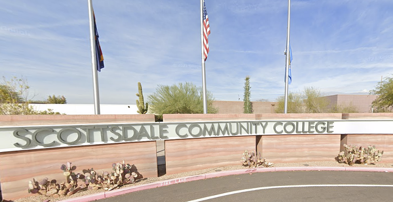 Image: a "scottsdale community college" sign