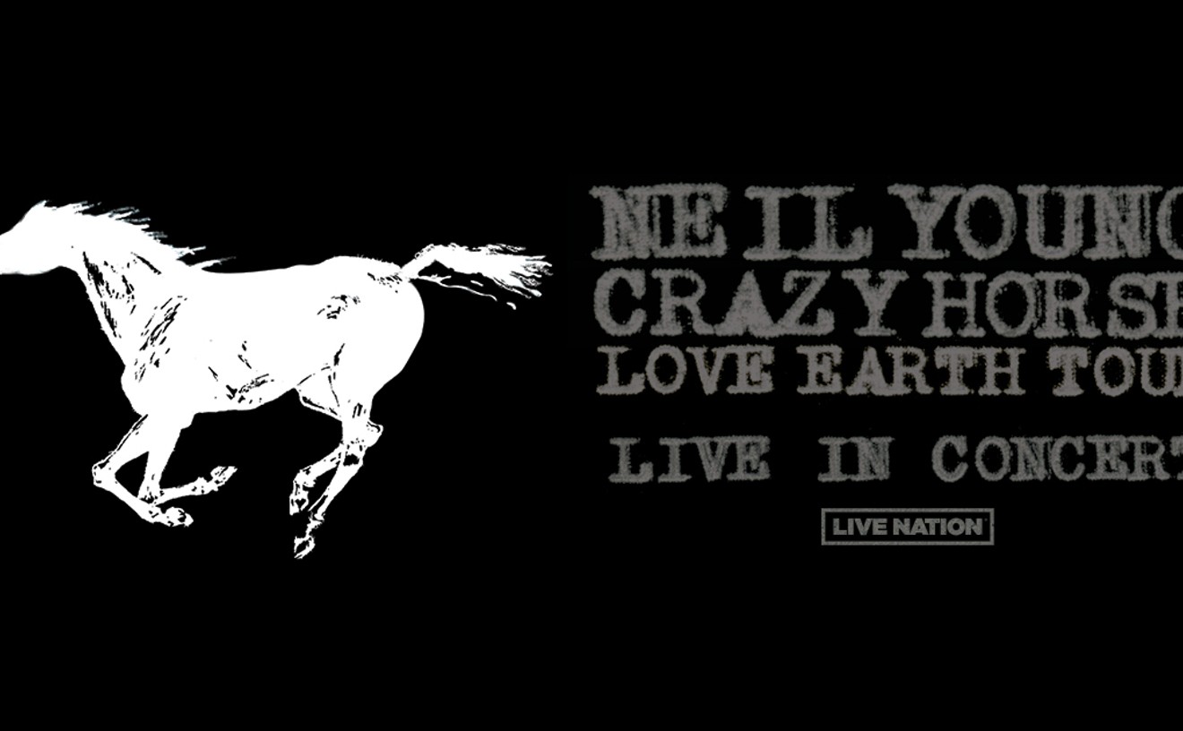 Neil Young + Crazy Horse bring 'Love Earth Tour' to Phoenix