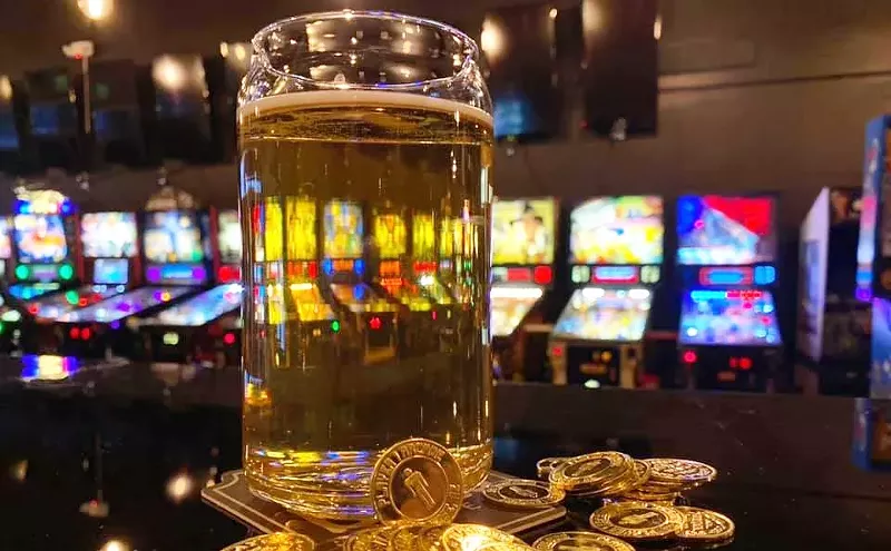 Image: Now Open: Player 1 Arcade, a Retro Game Bar in Surprise