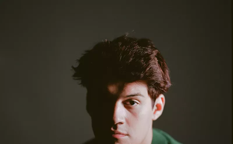 Image: Omar Apollo Tunes Out the Haters on His New EP, Friends