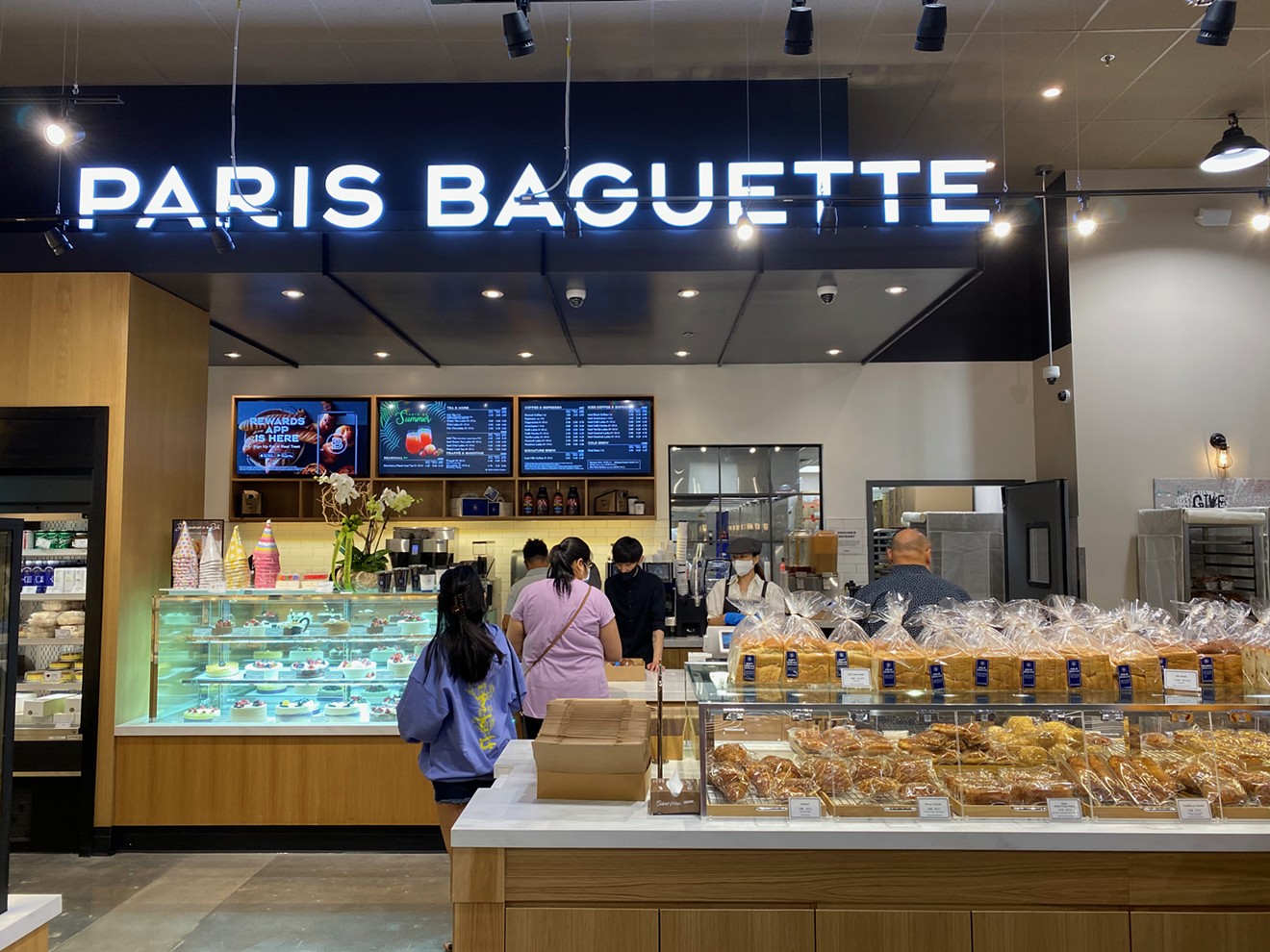 Paris Baguette has a location inside H Mart's food hall. The new bakery will open on Central Avenue in Phoenix.