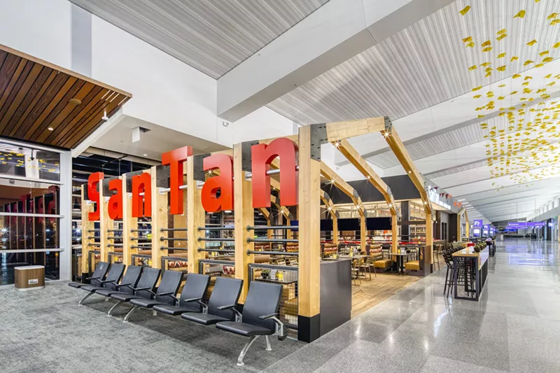 Image: SanTan Brewing and more local restaurants have locations in Terminal 3 at Phoenix Sky Harbor International Airport.