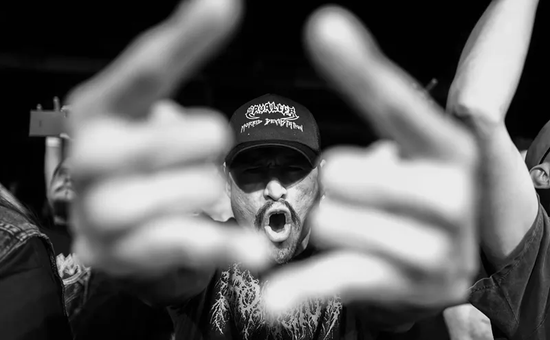 Image: Photos: Metal legends Cavalera and friends shredded at the Van Buren