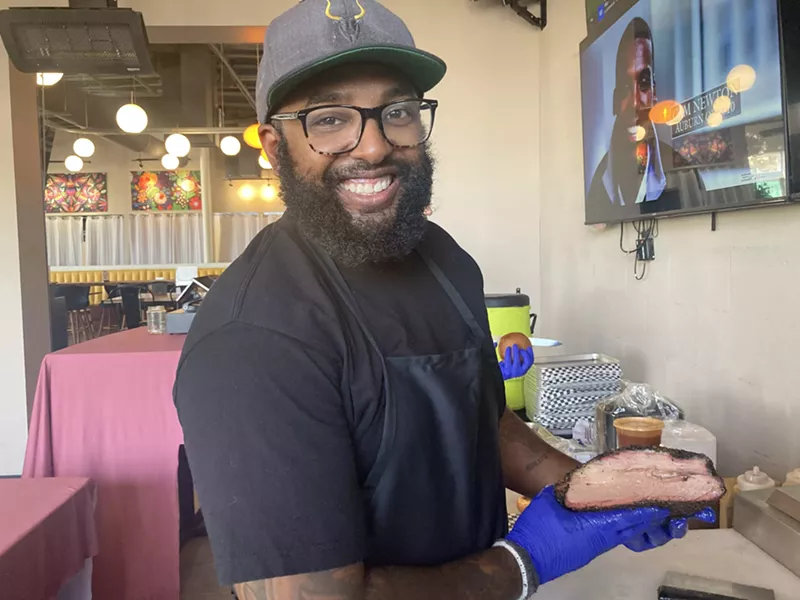 Image: Pitmaster Akil Zakariya crafts Arizona-style barbecue at Beerded BBQ.