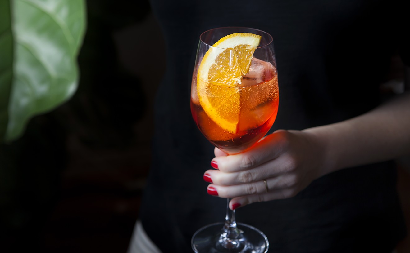 Puttin’ On the Spritz: The History and How-To of a World-Famous Italian Cocktail