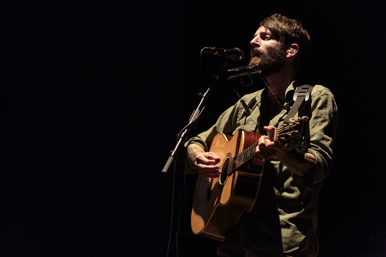 Ray LaMontagne is bringing his bluesy charm to Comerica Theatre.